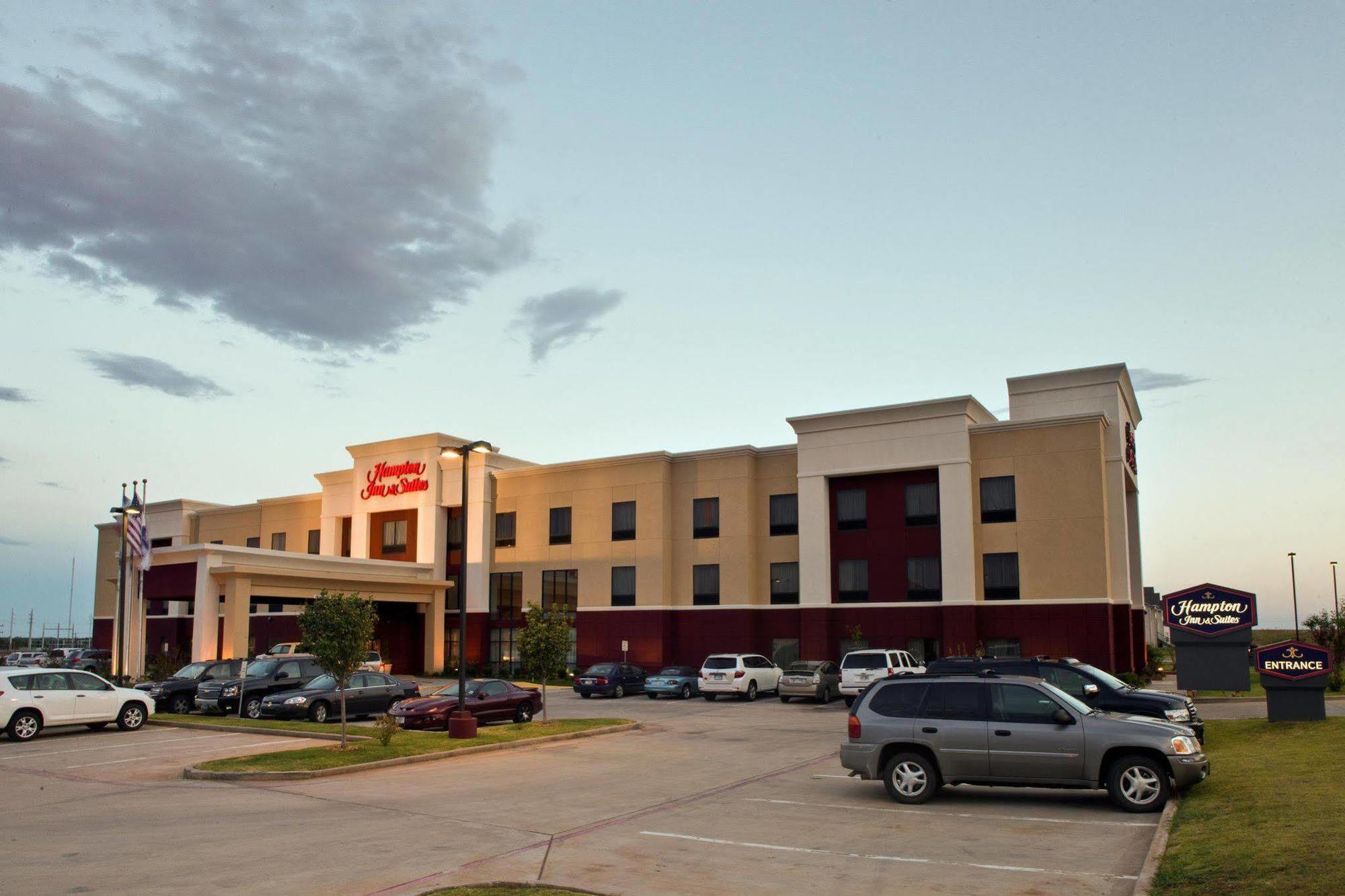 Hampton Inn & Suites Childress Buitenkant foto